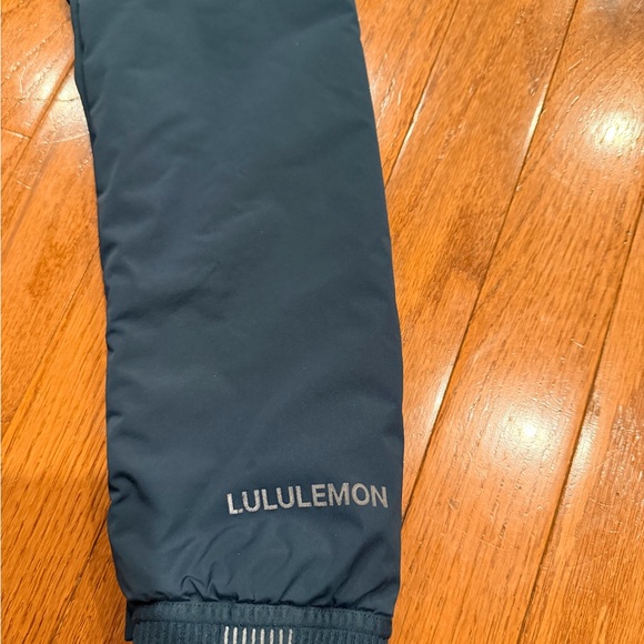 lululemon Down for it All jacket - Picture 3 of 11
